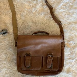 Aunts & uncles distressed leather laptop bag